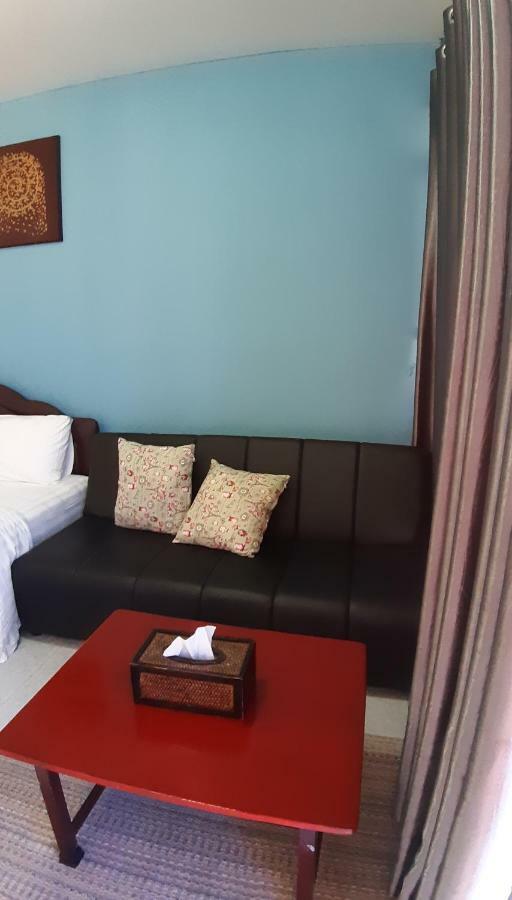 Chinn House Karon Extérieur photo